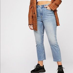 Free people CURVY collection straight jeans